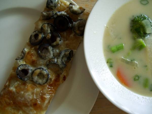 pizza and soup