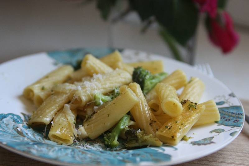 pasta & broccoli