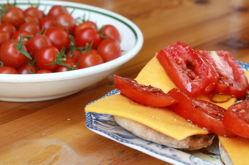 tomato & cheese