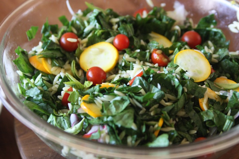 spinach, orzo & tomato salad