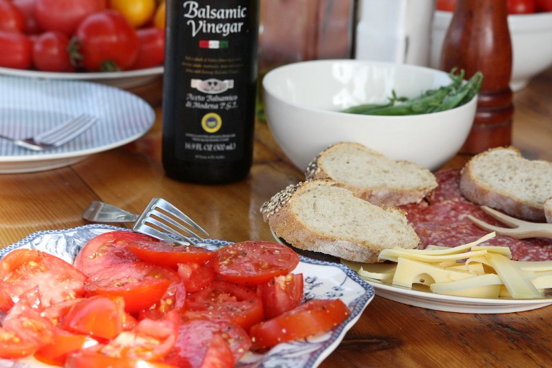 tomatoes, salami, bread & cheese
