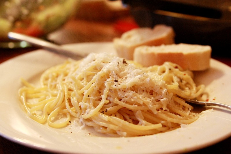garlic & olive oil pasta