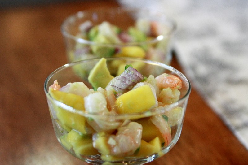 tropical fruit & shrimp salad