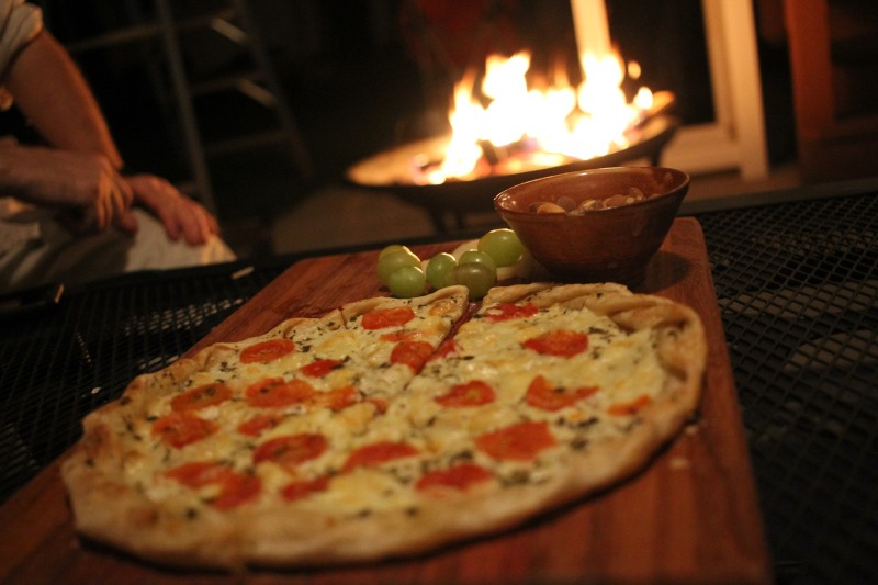 pizza & & fire